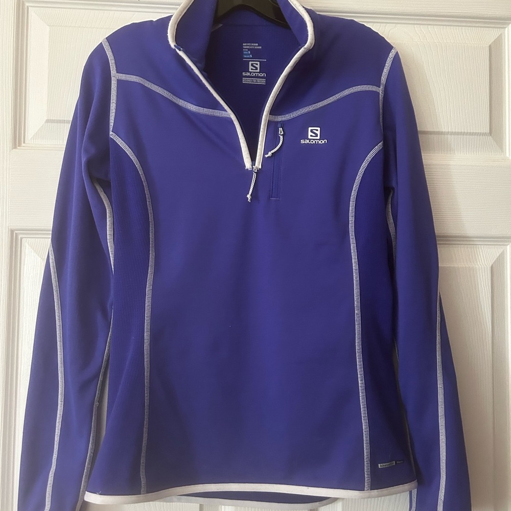 Purple Salomon 1/2 Zip with White Trim.  Size Small. Preloved/Great Condition.